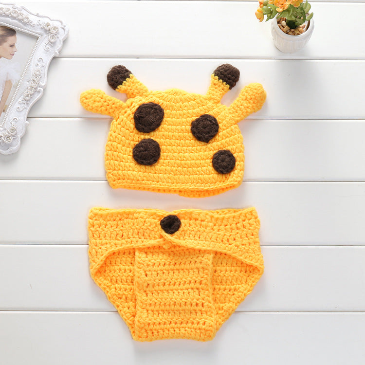 Adorable giraffe outfit for little ones