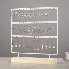 Detailed View of Earring Holder Material