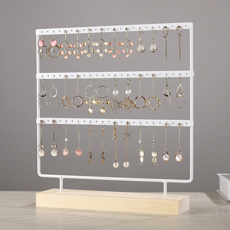 Detailed View of Earring Holder Material