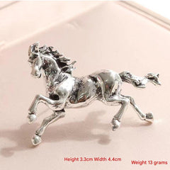 Vintage brooch showcasing elegant design