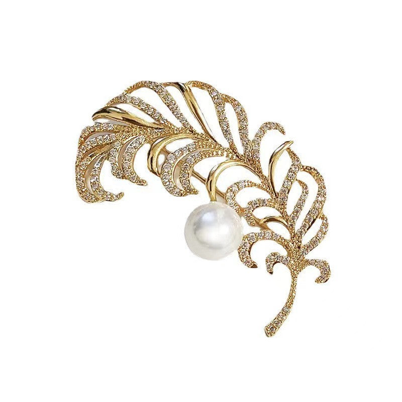 Versatile Accessory Brooch for Casual Attire