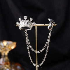 Brooch worn on jacket showing versatility