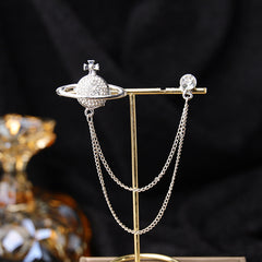 Complete packaging of necklace and brooch set