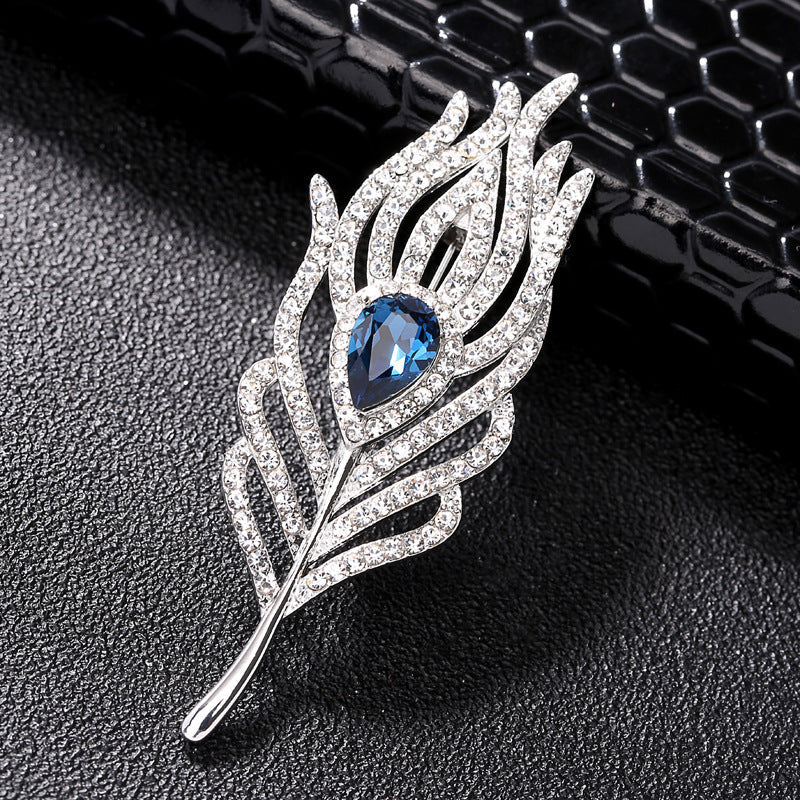 Unique brooch design in vibrant colours 9