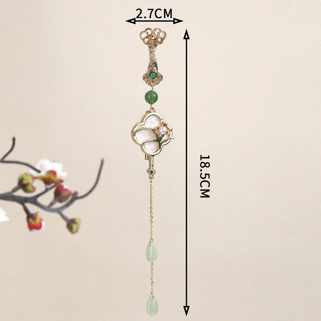 traditional Chinese style brooch side view