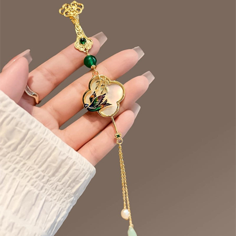 traditional Chinese style brooch side view