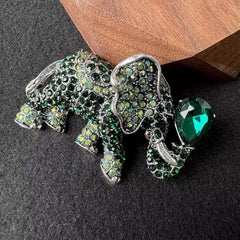 Elegant Alloy Brooch with Sparkling Design - Image 9