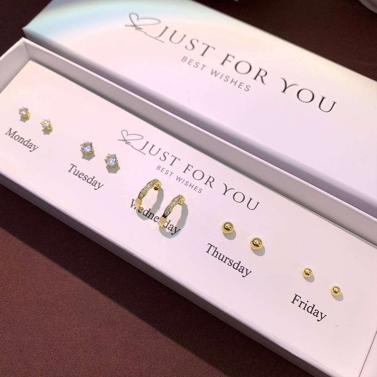 Close-up of S925 Silver Earrings - Image 10