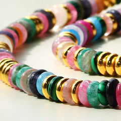 Versatile colourful bracelet suitable for various occasions