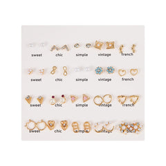 Stunning Pearl Earrings Set Image 5