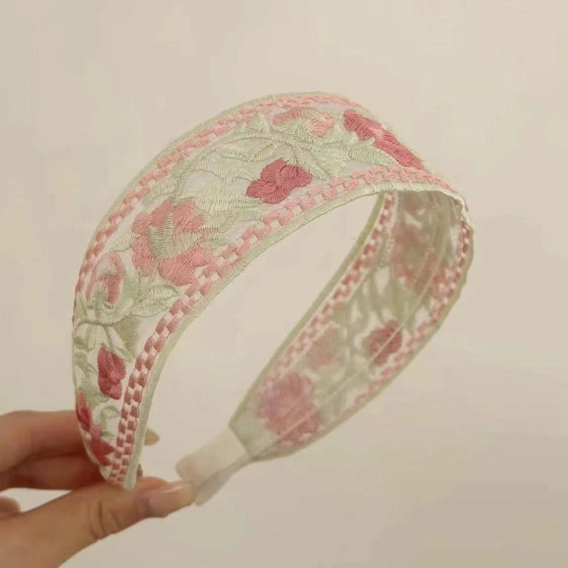 Floral headband showcasing vibrant colours