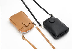 Cylindrical shaped crossbody bag in green
