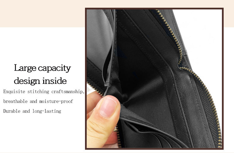 Interior design showcasing card slots and cash compartment