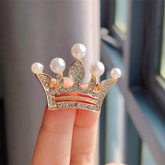 Duo of crown brooches for couples