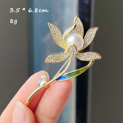 Lightweight Plant Design Brooch for Women