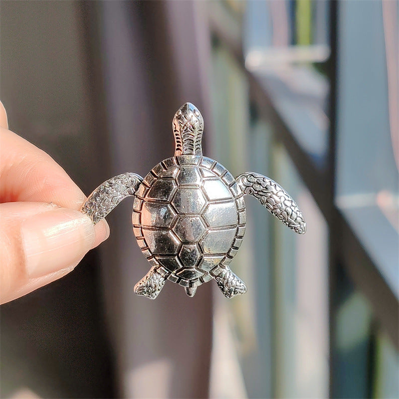 Vintage Rhinestone Turtle Pin close-up