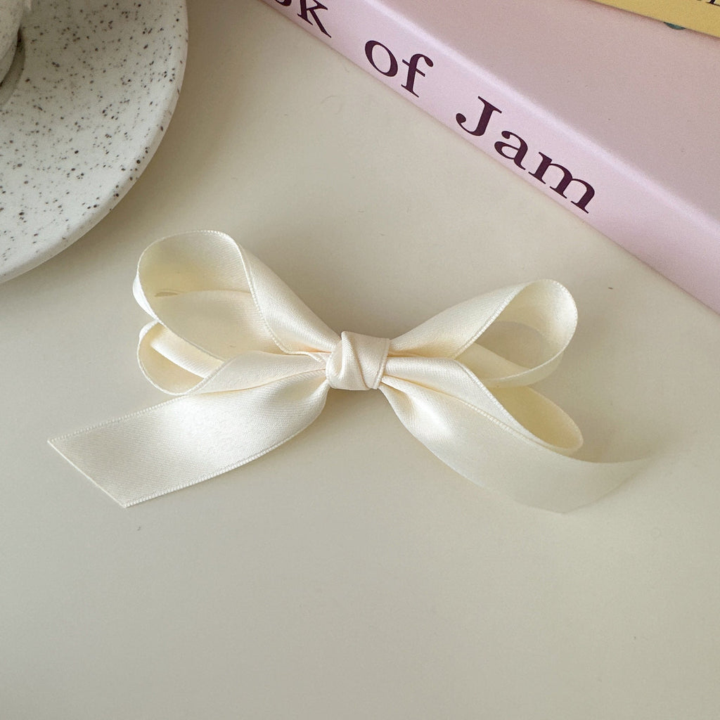 Charming hair clips collection for girls